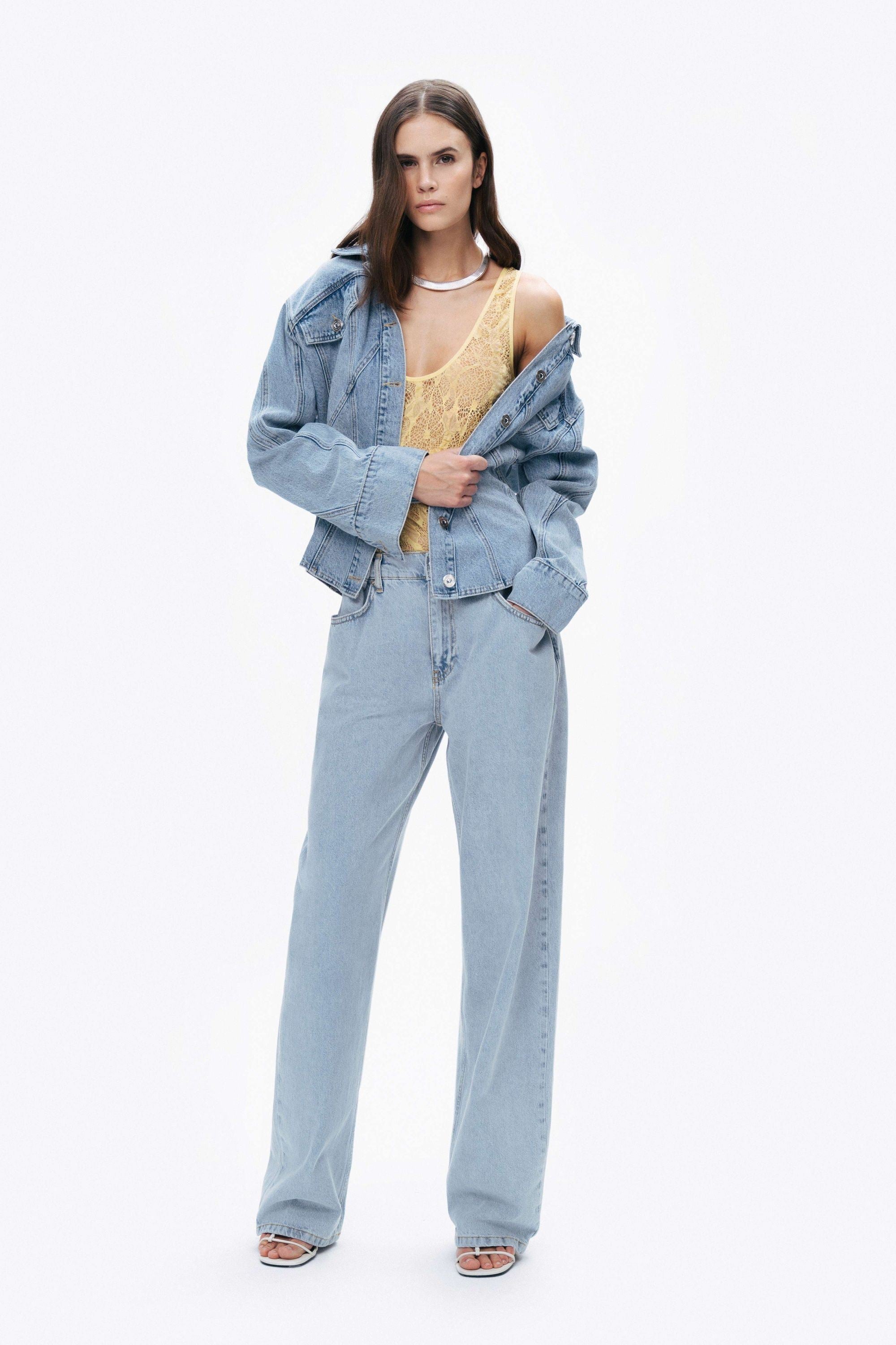 Halter Neck Lace Blouse