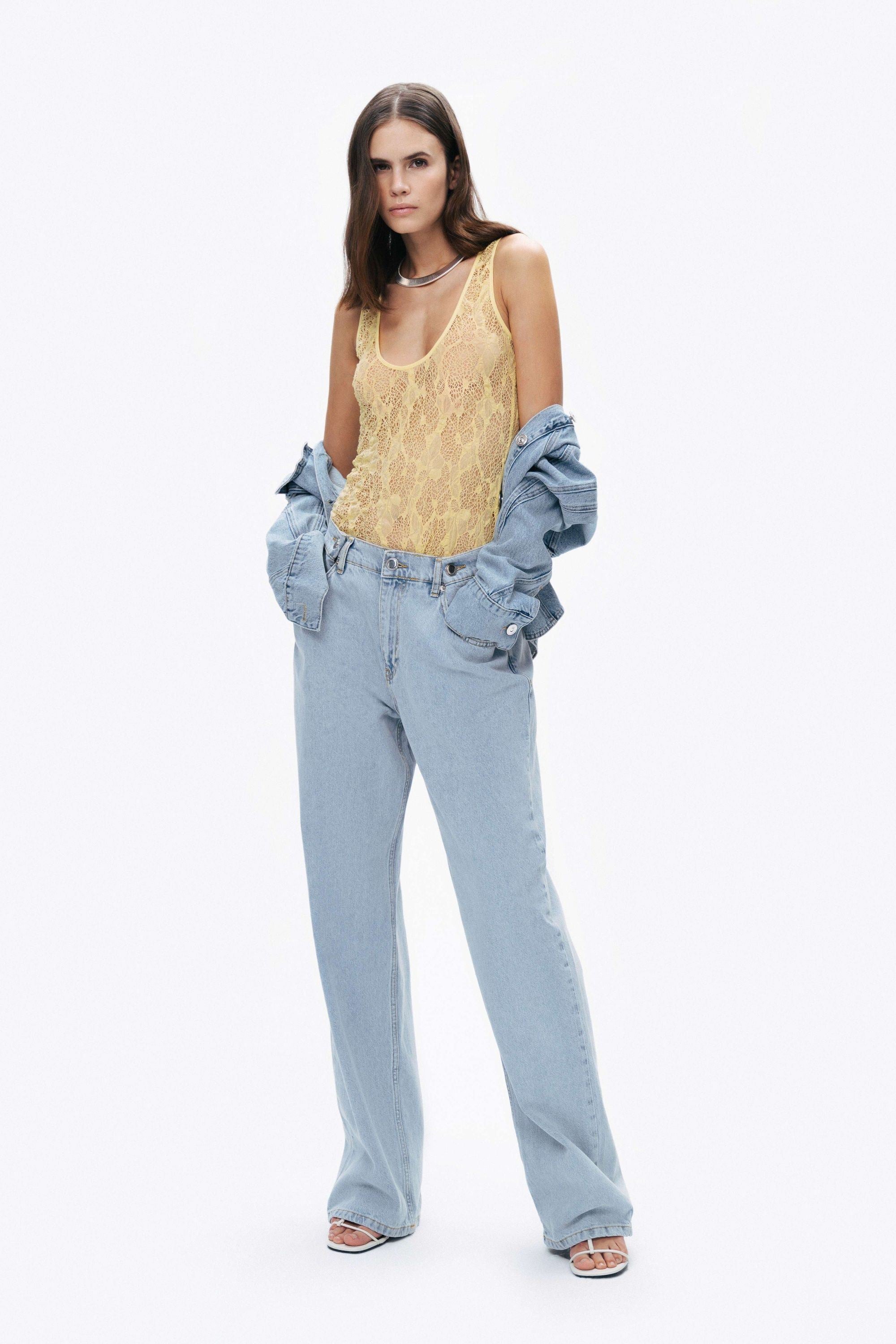 Halter Neck Lace Blouse