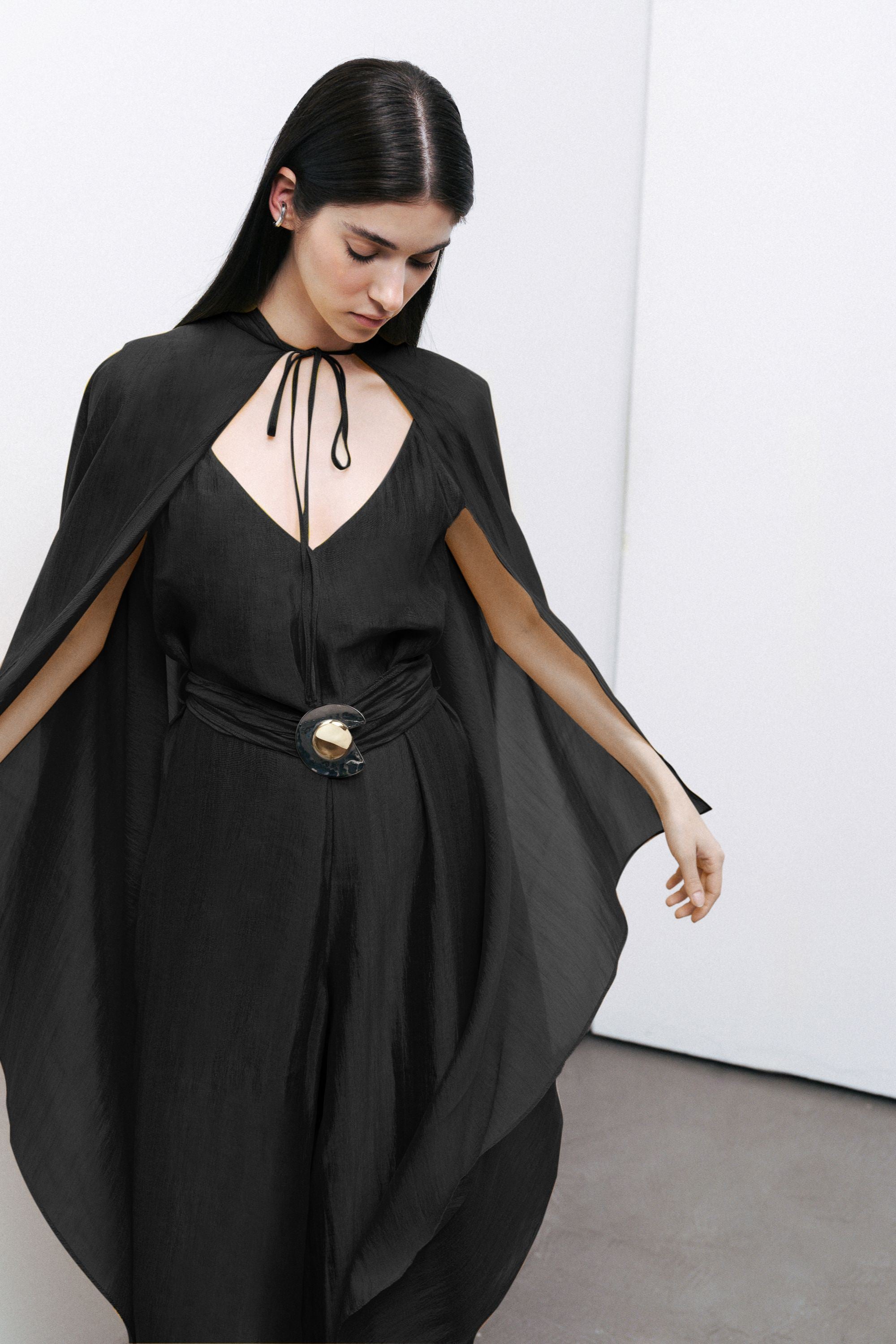 Black Asymmetric Cape