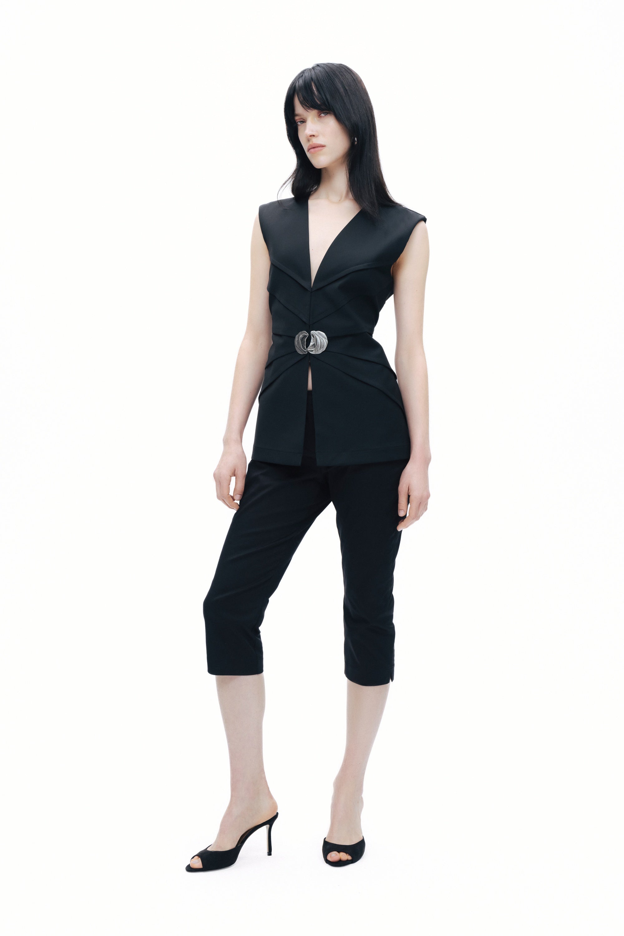 Black Metal Accessory Detailed Vest