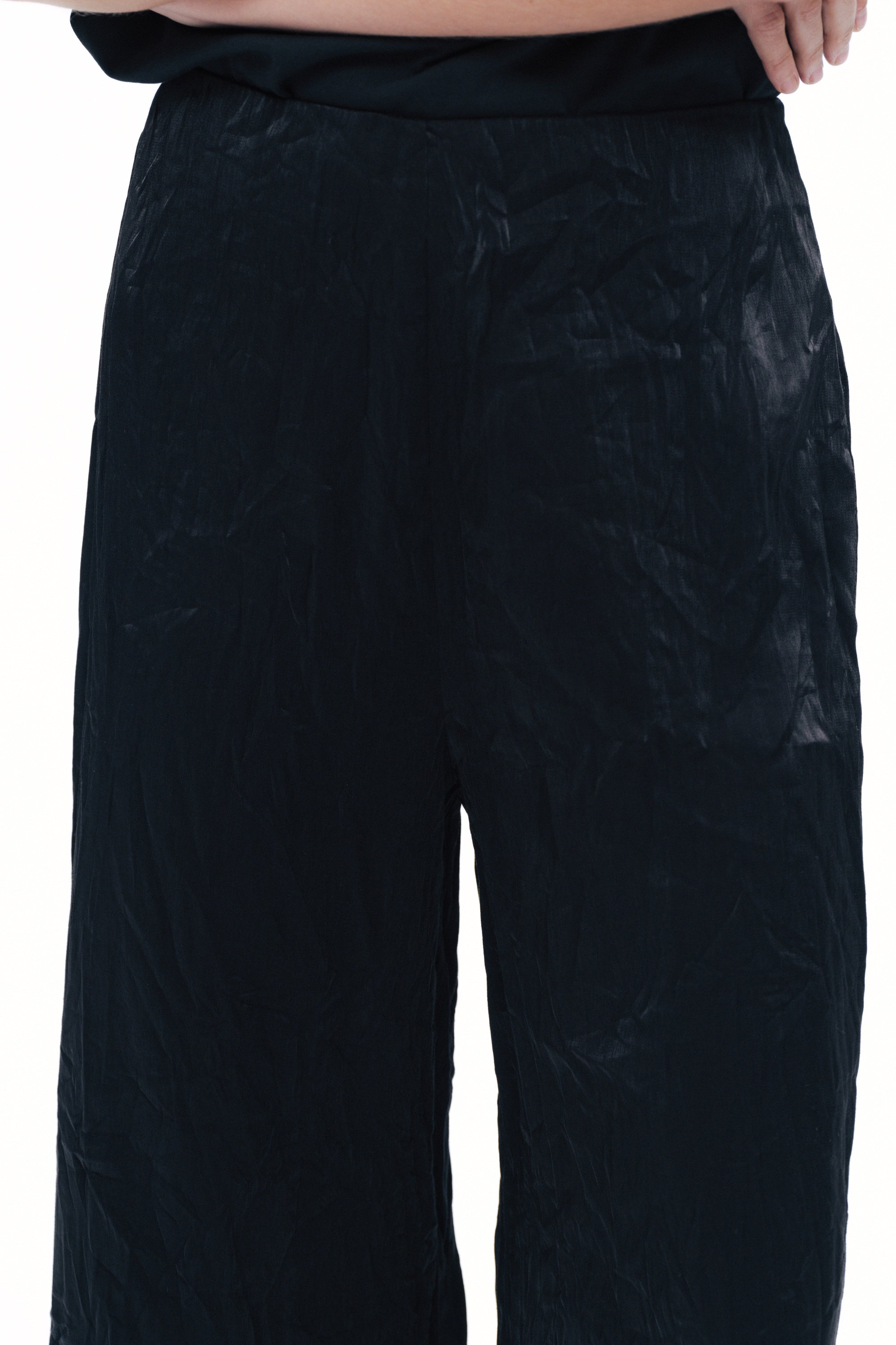 Black Wrinkled Wide-Leg Pants