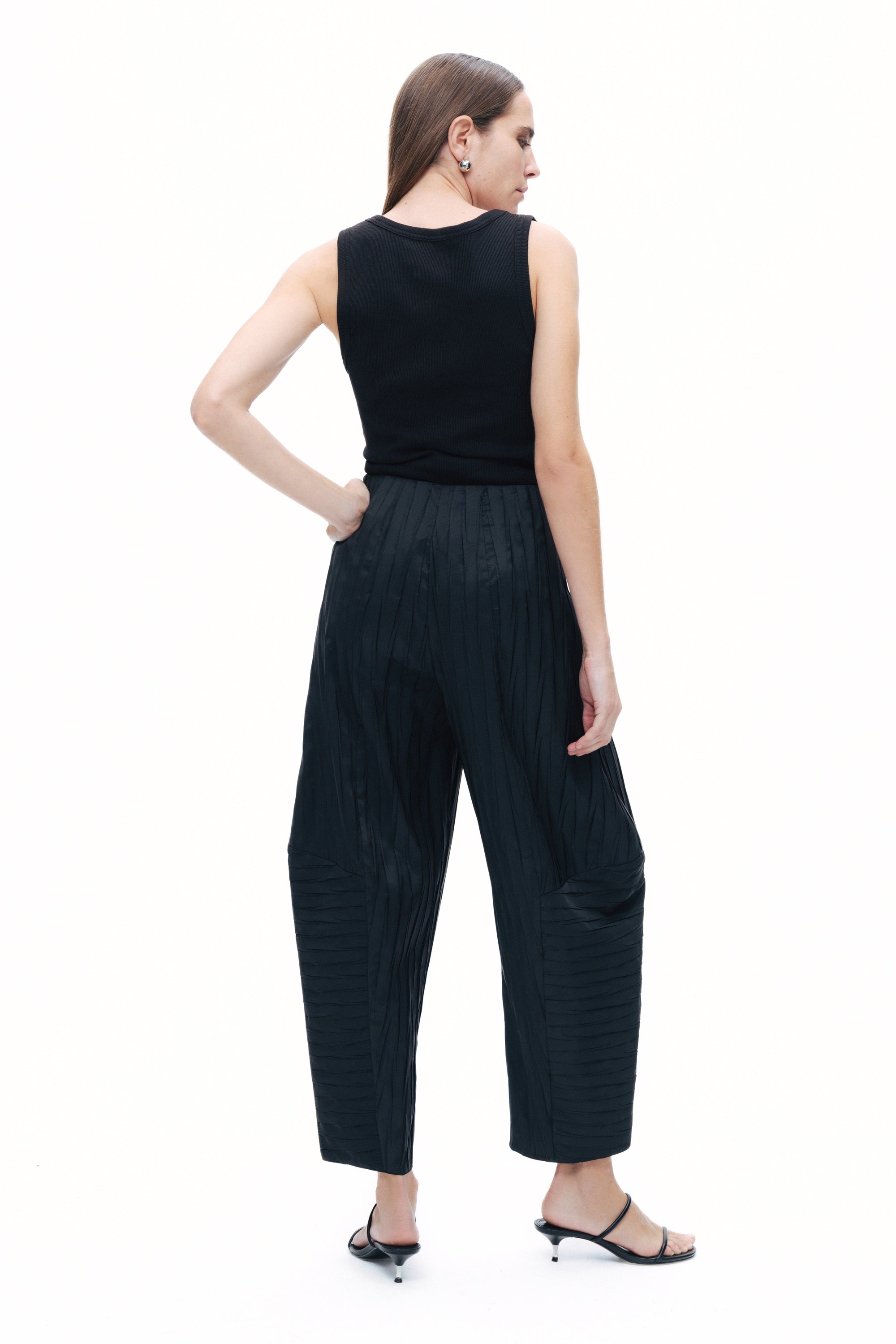 Wrinkled Balloon Fit Pants