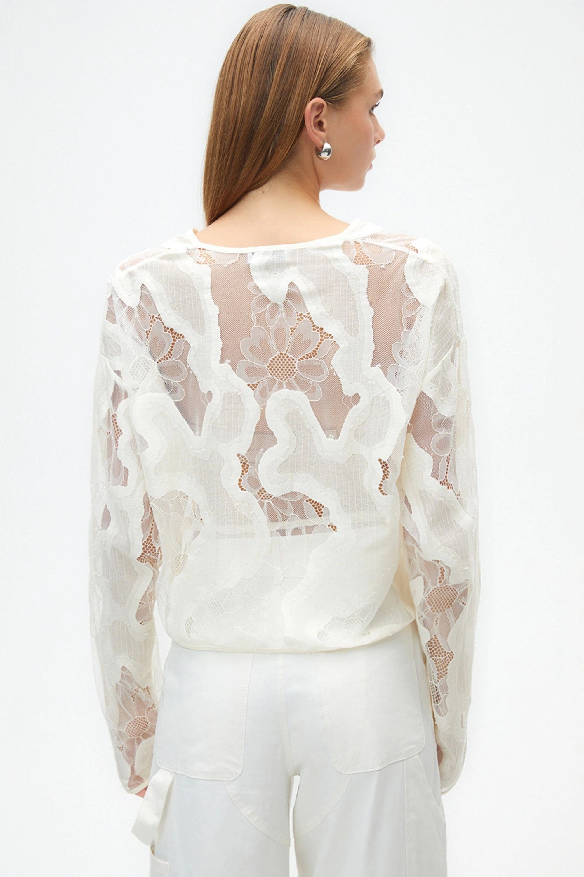 Scallop Embroidered Top (Final Sale)