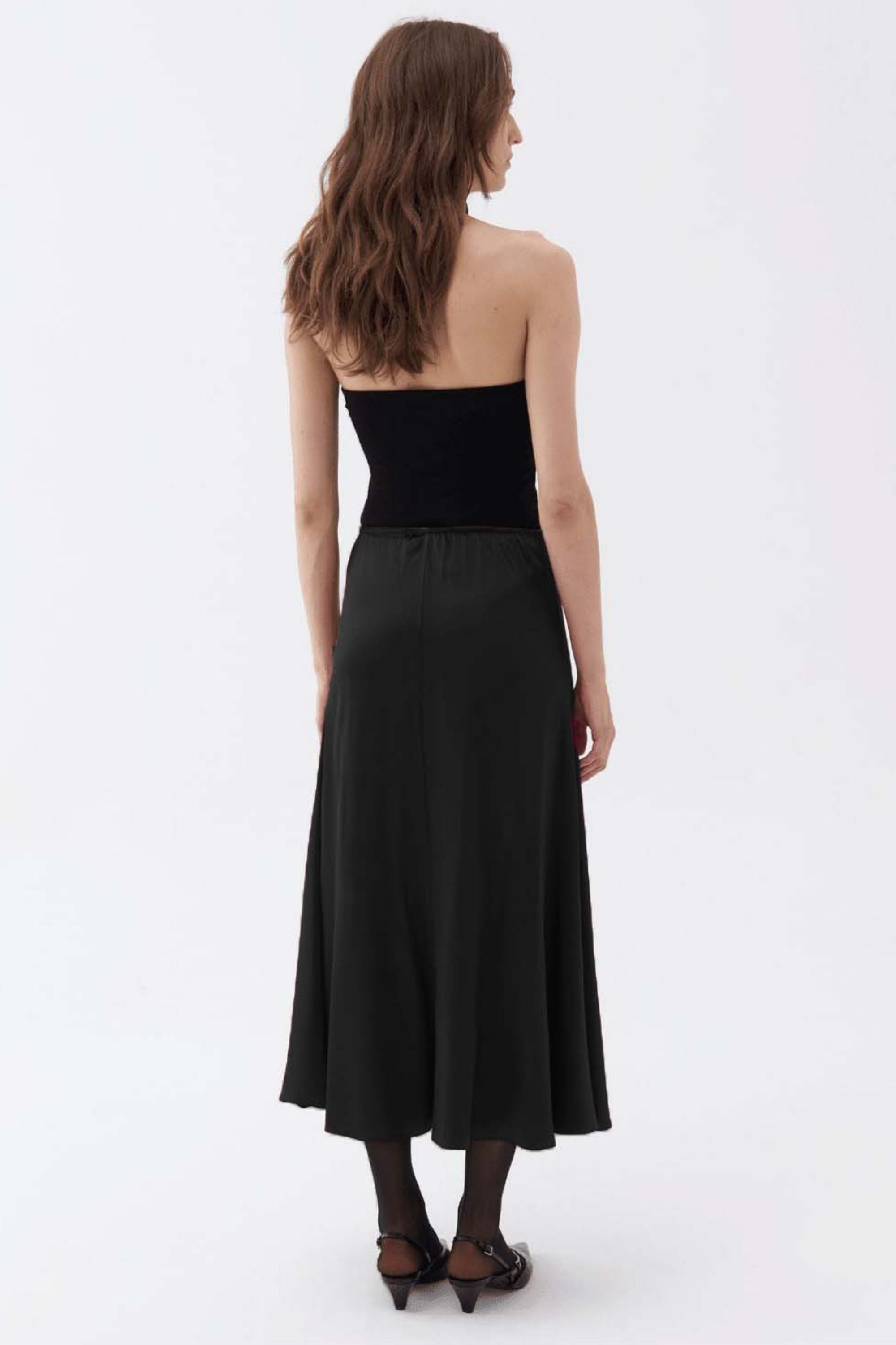 Elastic Waist Midi Skirt (Final Sale)
