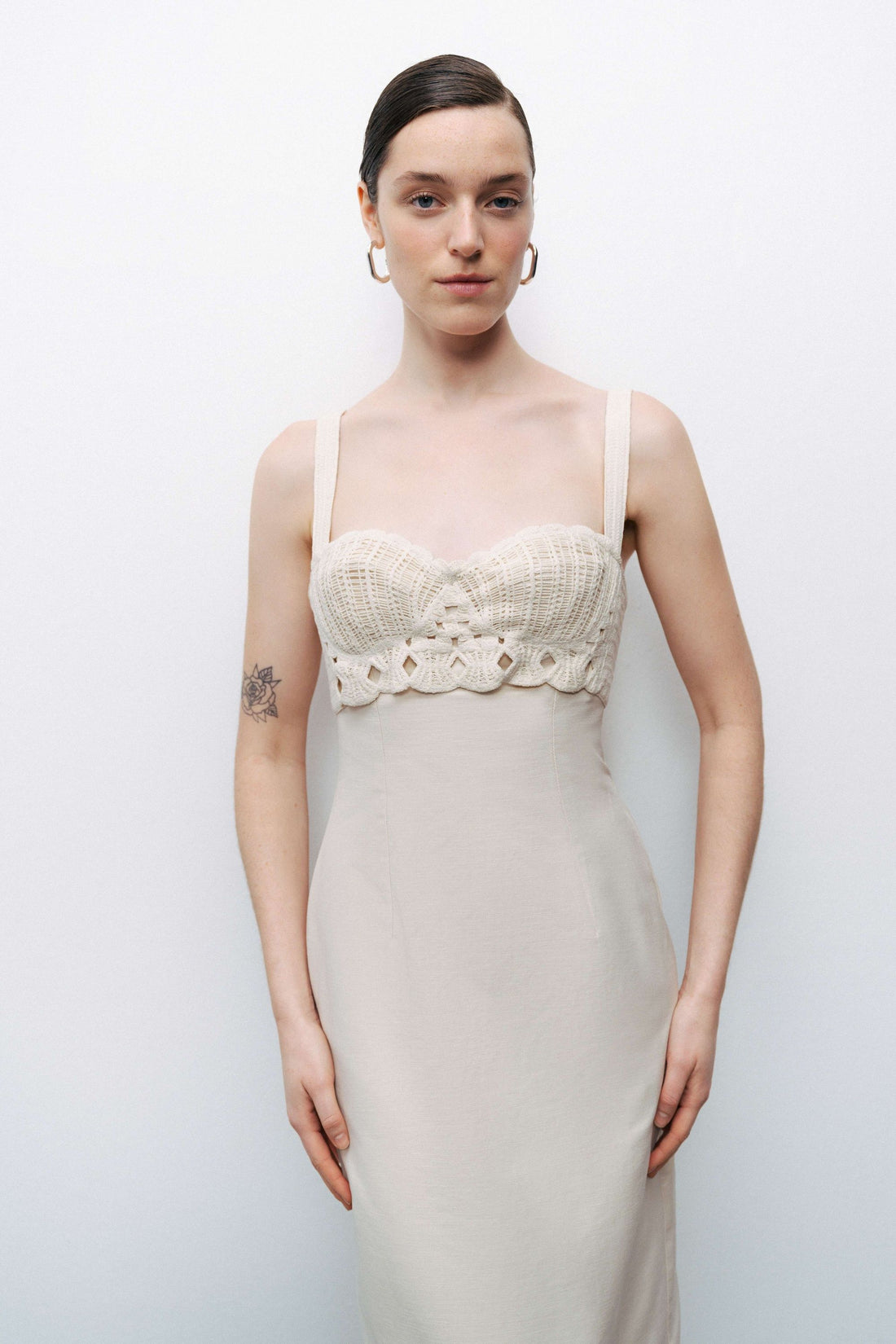 Ecru Linen Brode Detailed Sweetheart Maxi Dress