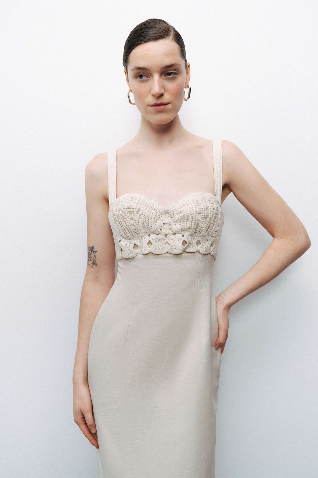 Ecru Linen Brode Detailed Sweetheart Maxi Dress