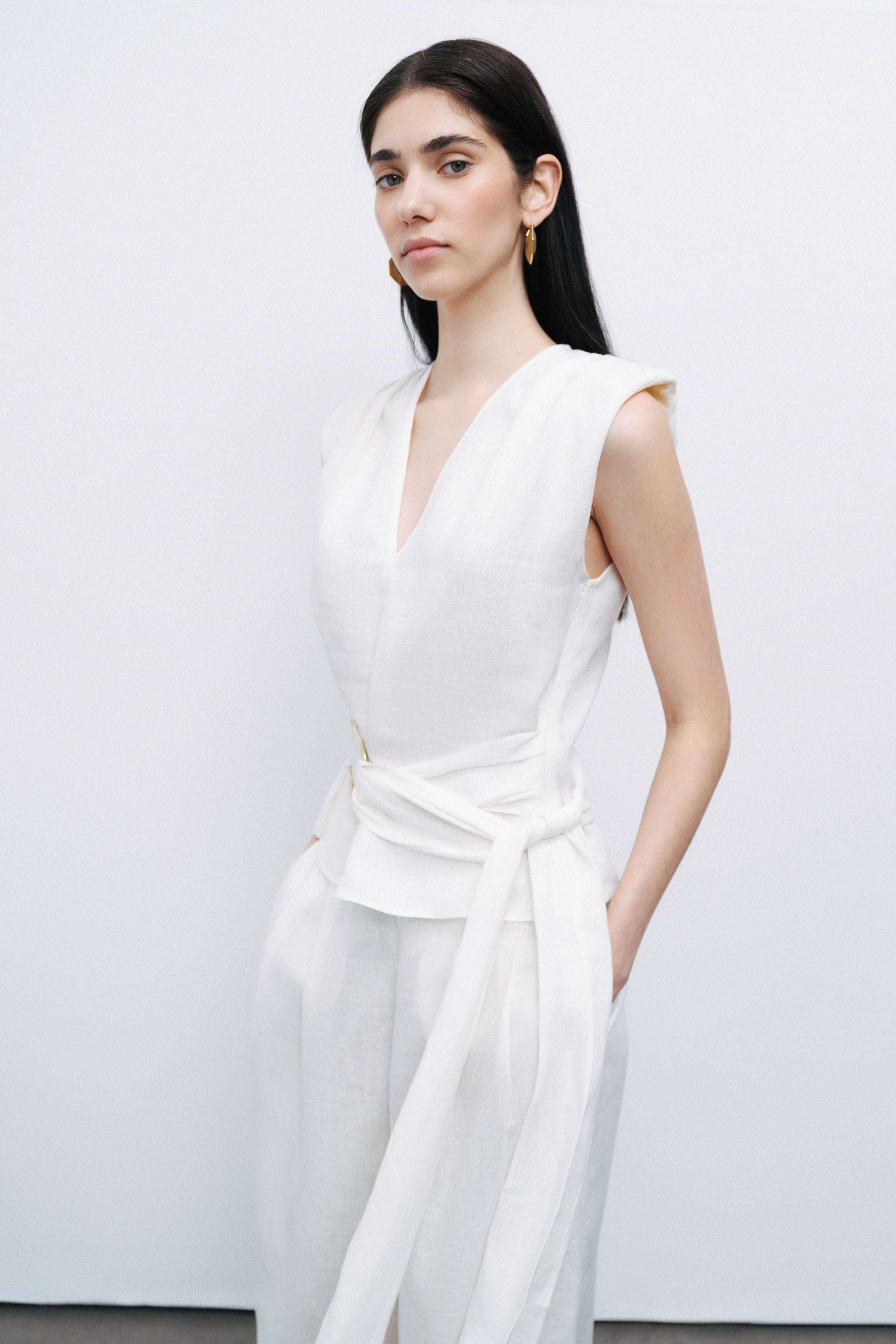 Ecru Linen Waist Accessory Detailed Blouse