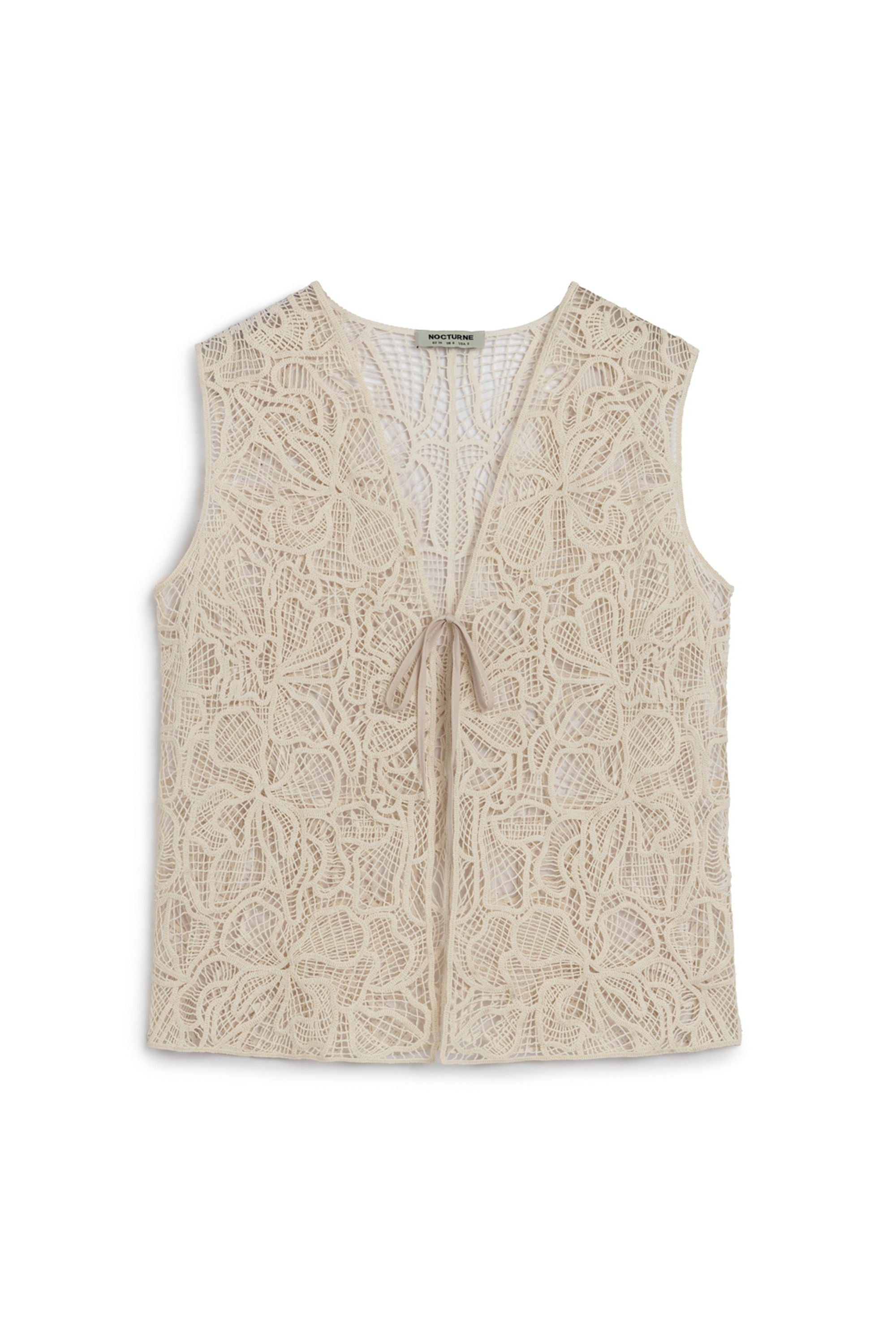 Ecru Floral Embroidered Detailed Vest