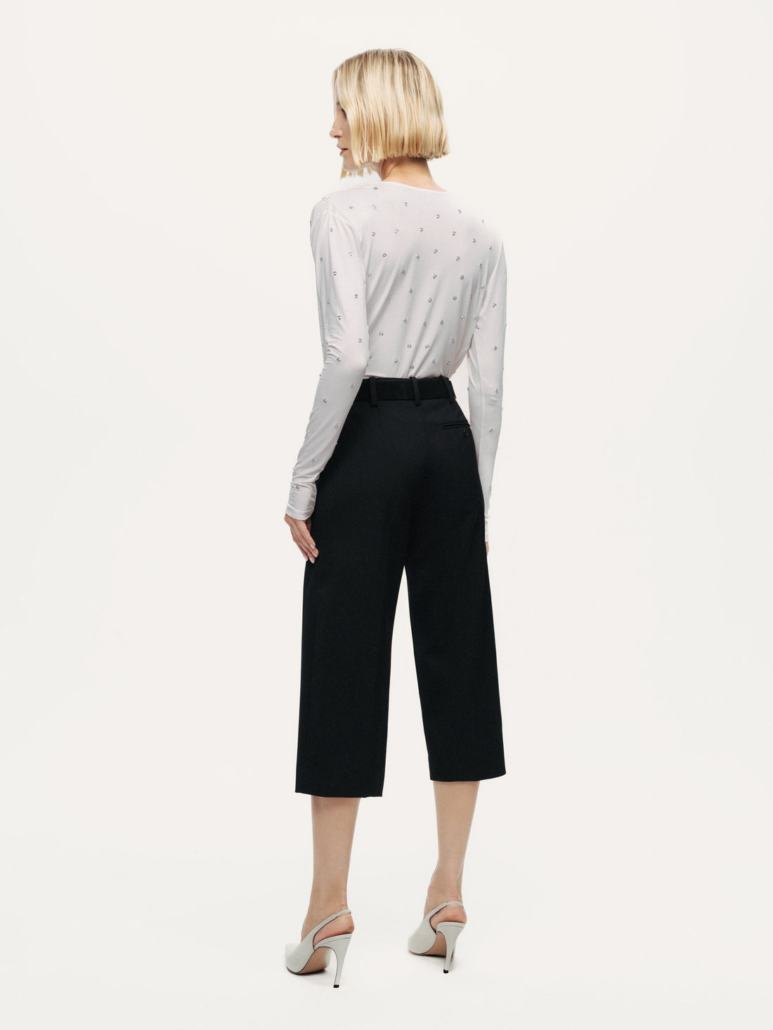 Embellished V-Neck Long-Sleeve Bodysuit