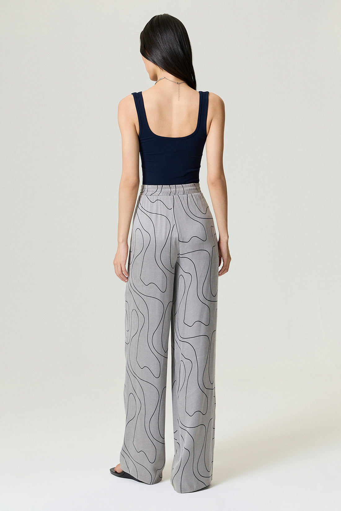 Flowy Wide-Leg Tailored Pants