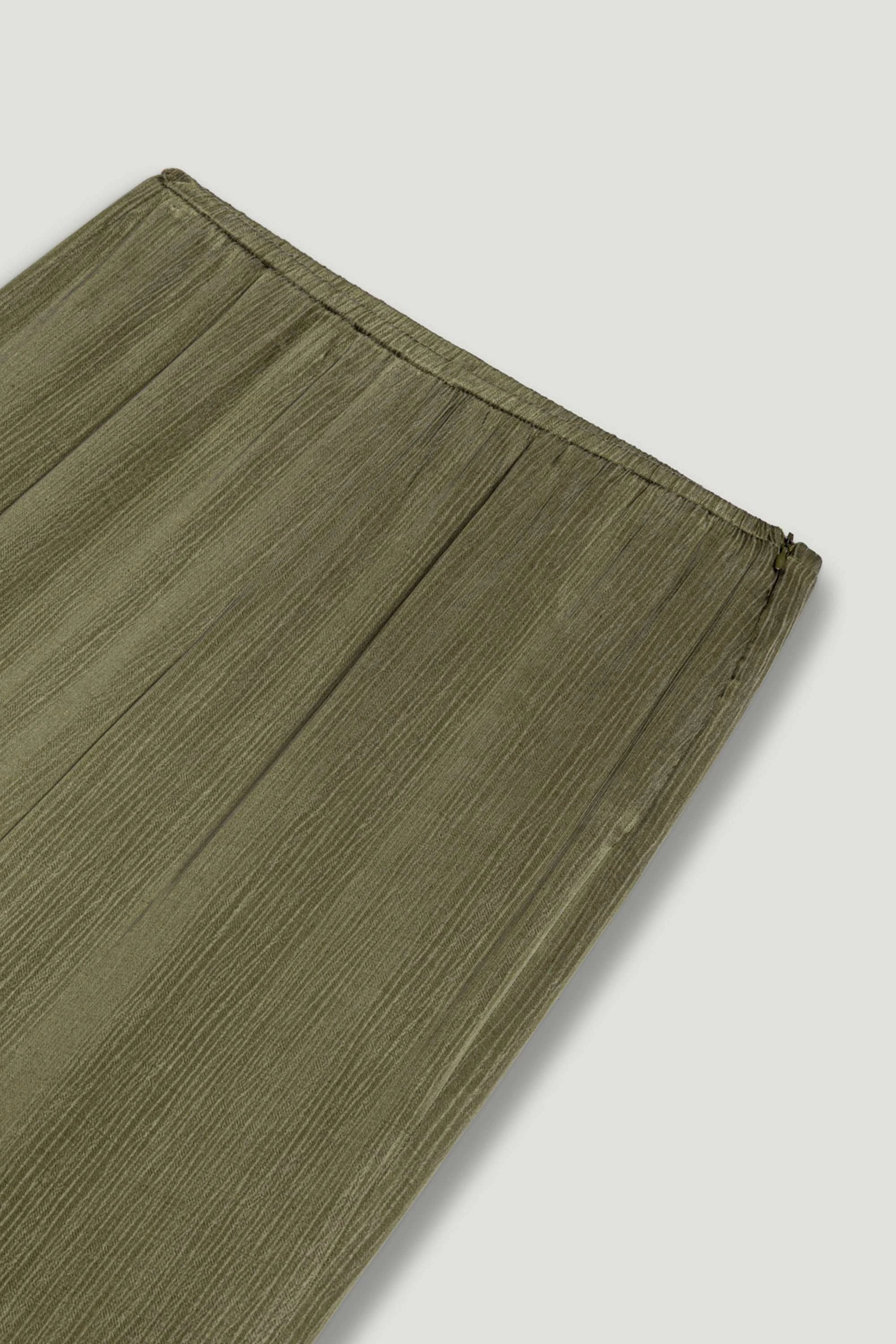 Relaxed Straight-Leg Pants