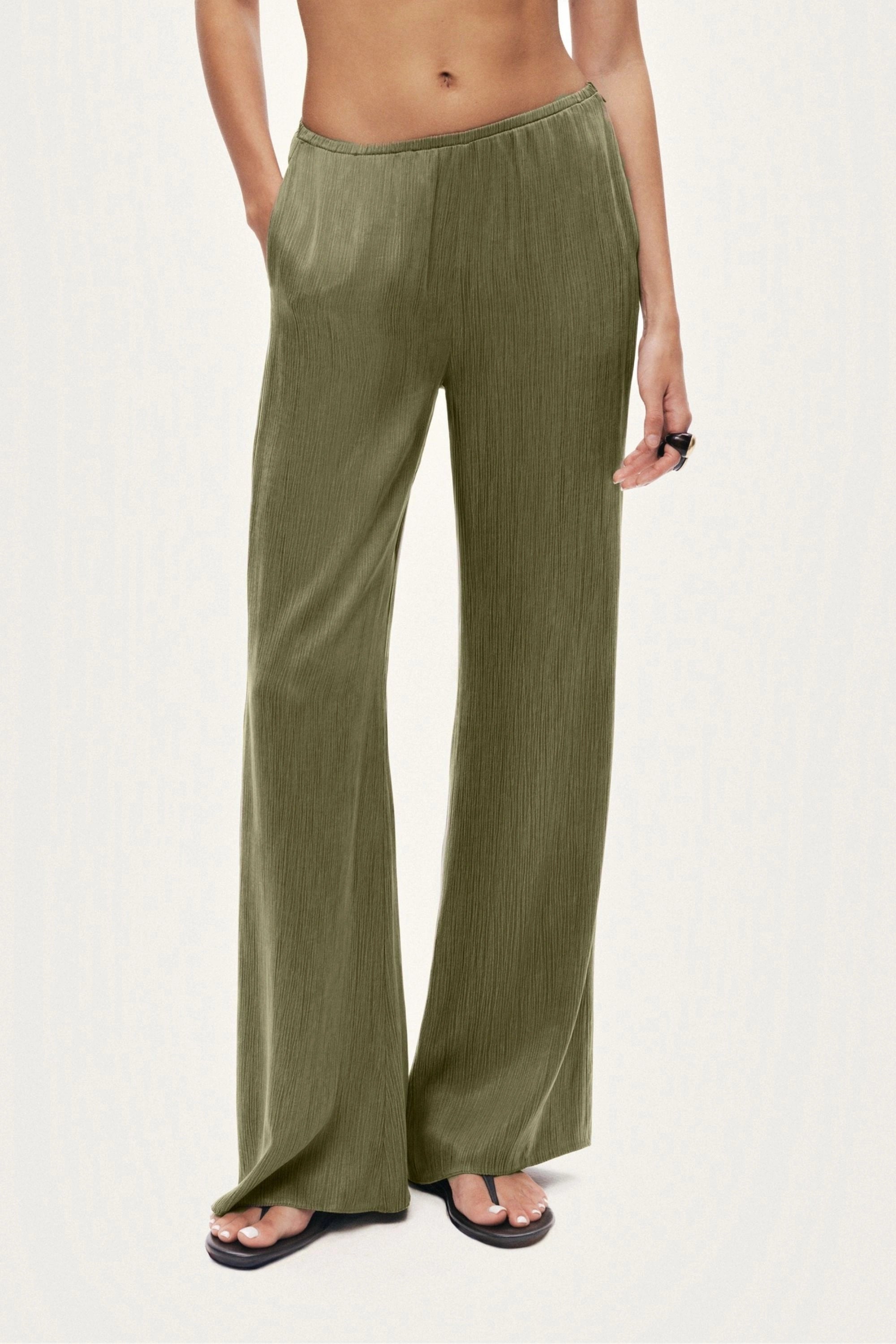 Relaxed Straight-Leg Pants