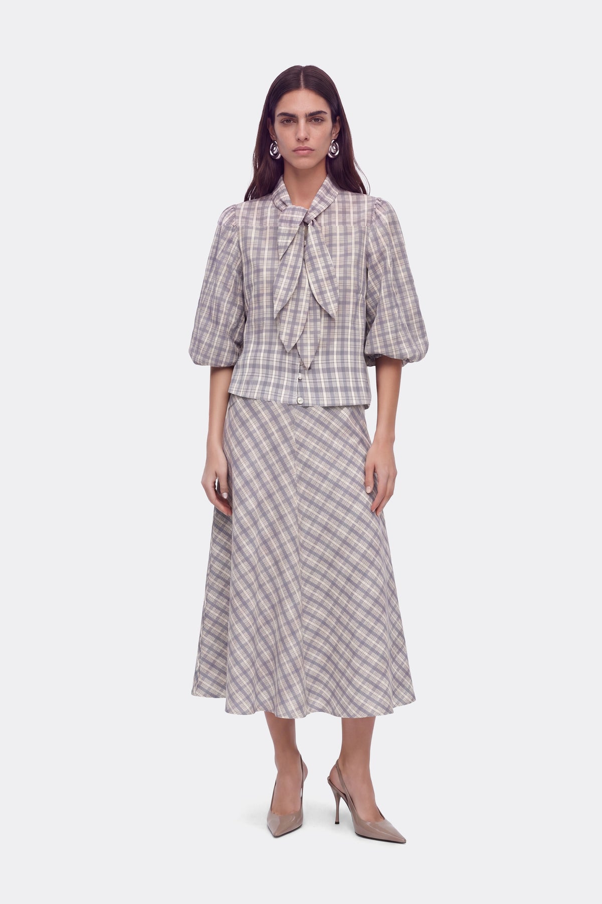 N27KN25257-604 look 1