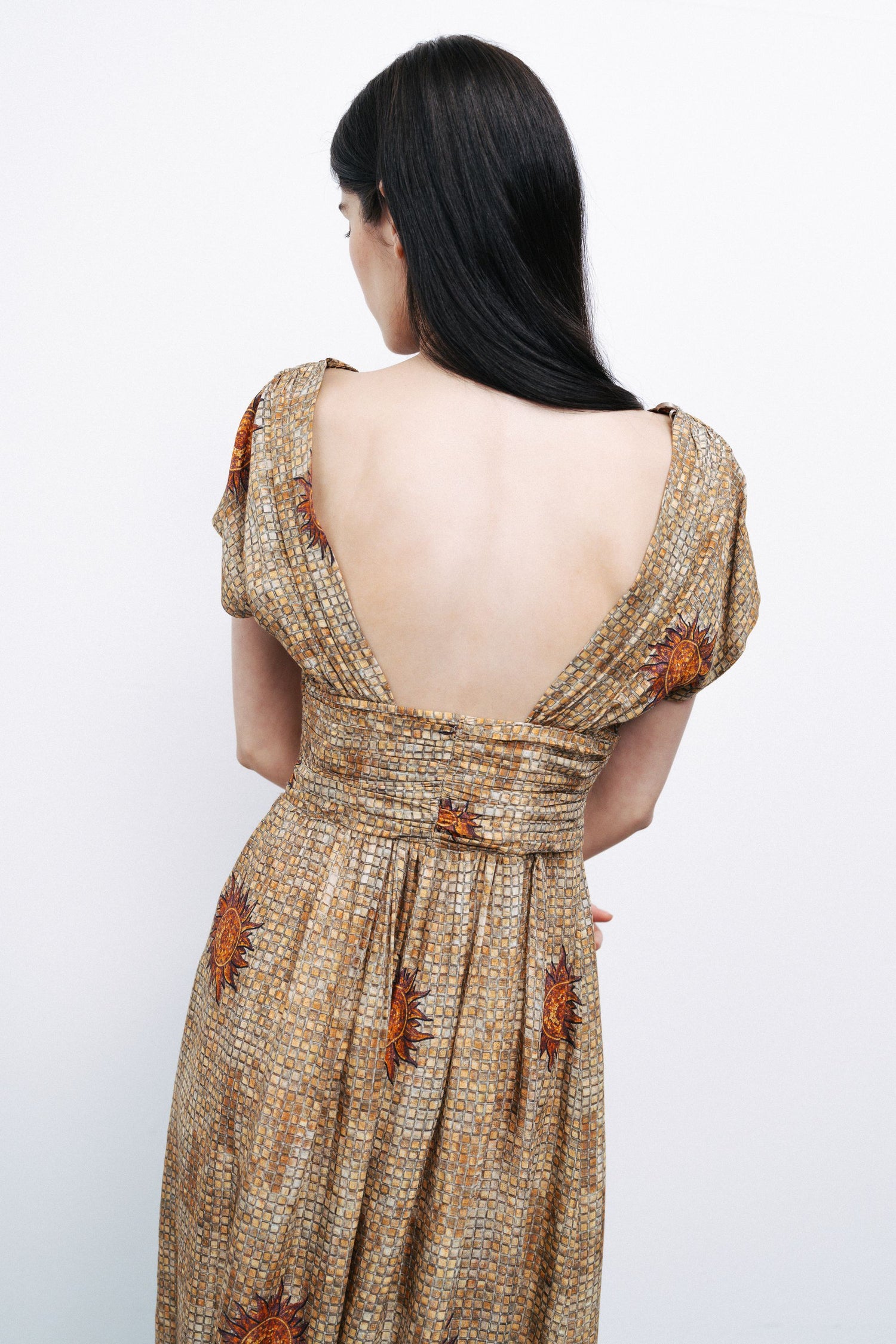Patterned V-Neck Gathered Maxi Dress