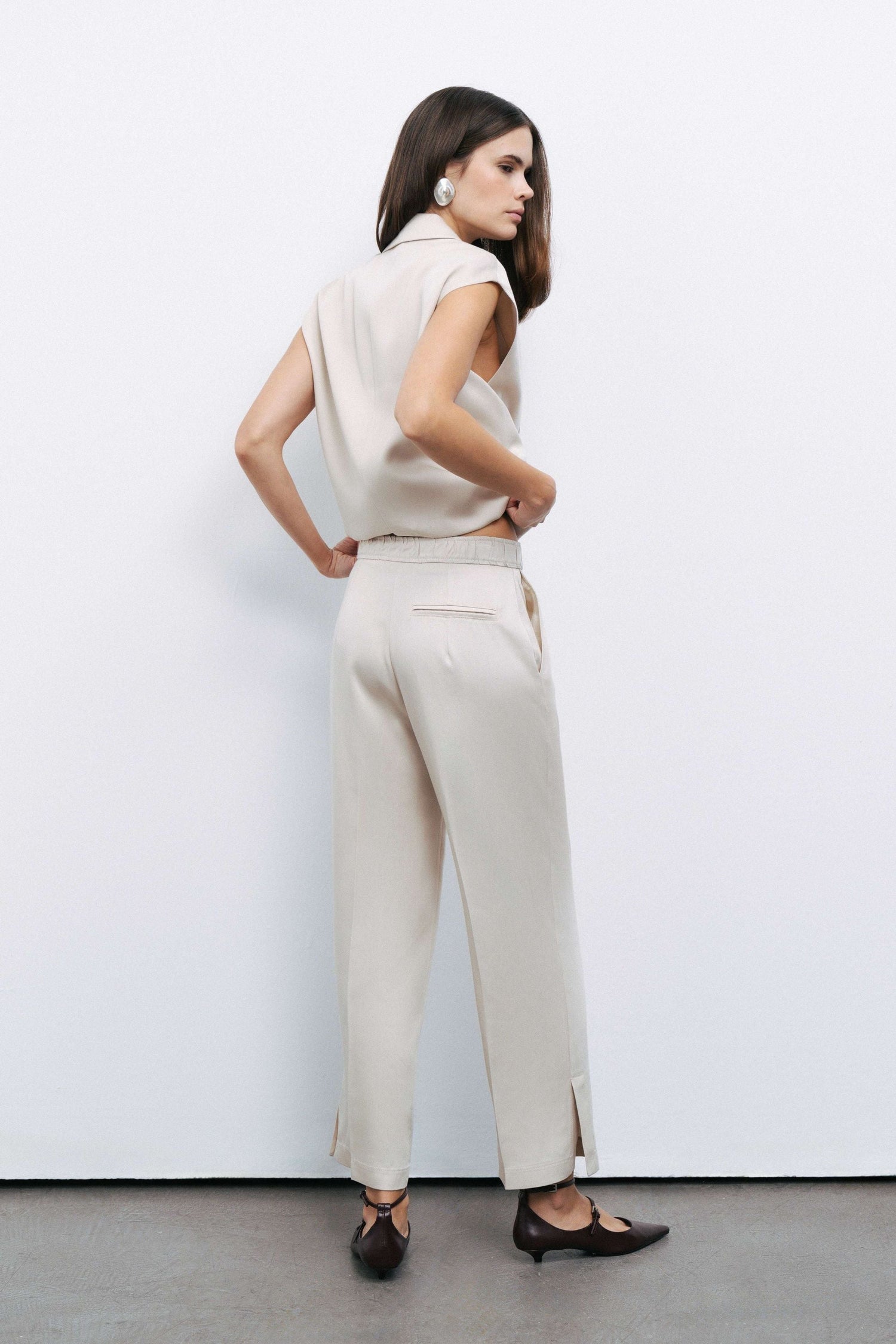 Accessory Detailed Vest