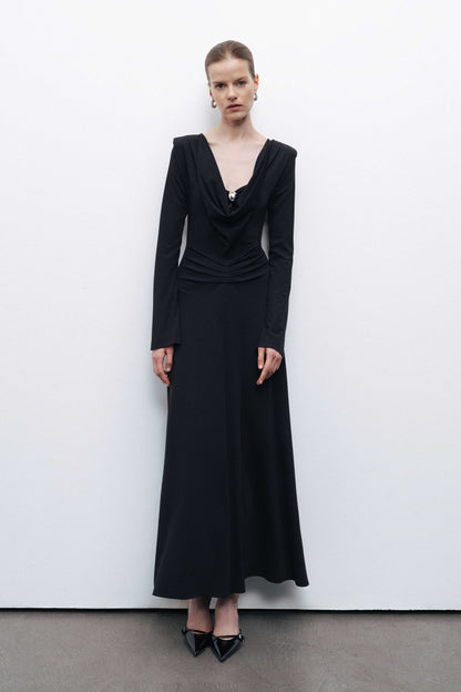 Black Padded Accessory Detailed Maxi Dress