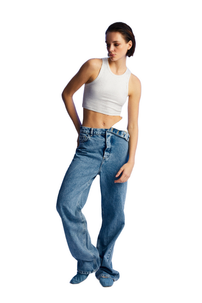 High-Waisted Jeans