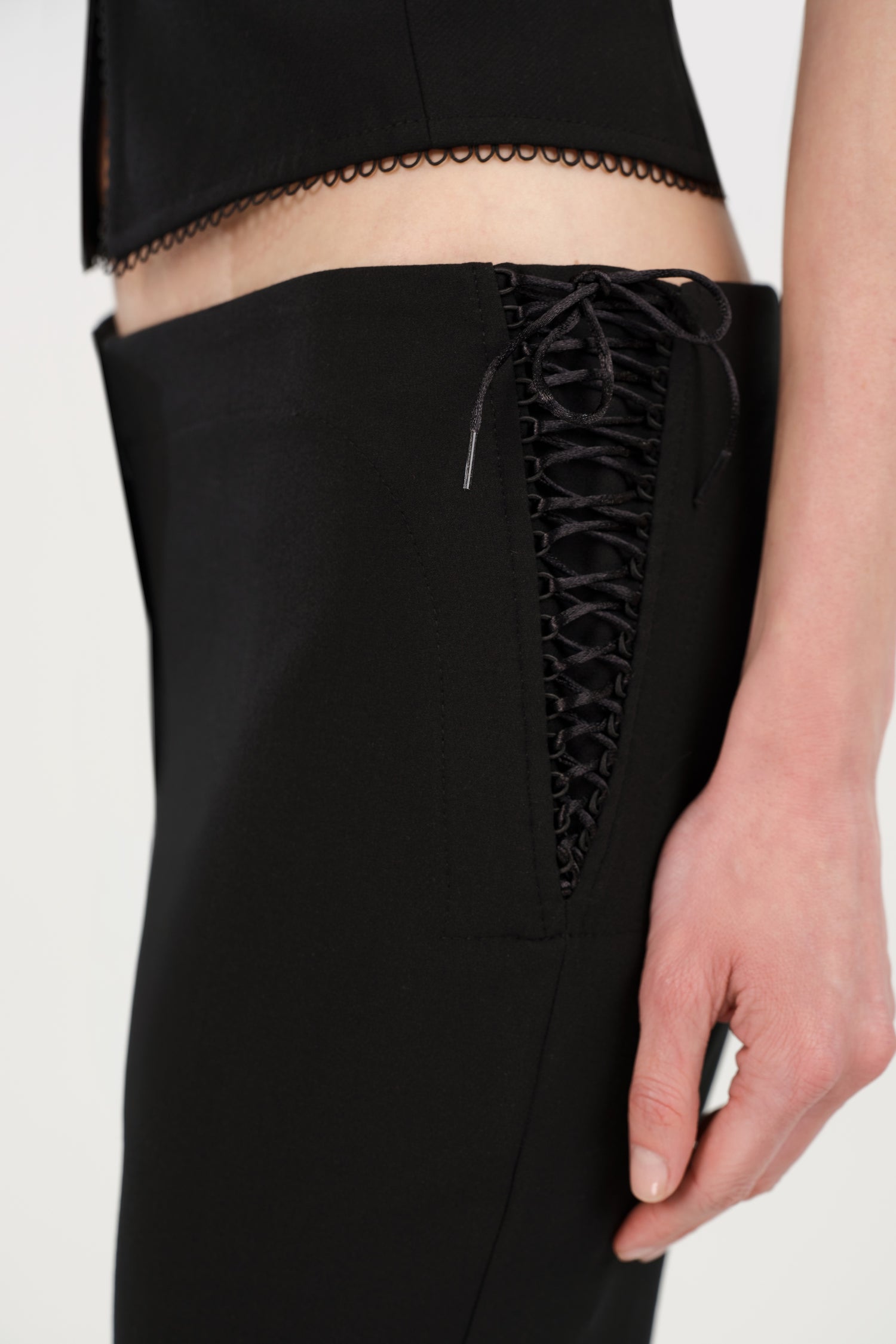 Side-Tie Low-Rise Slim Fit Trousers