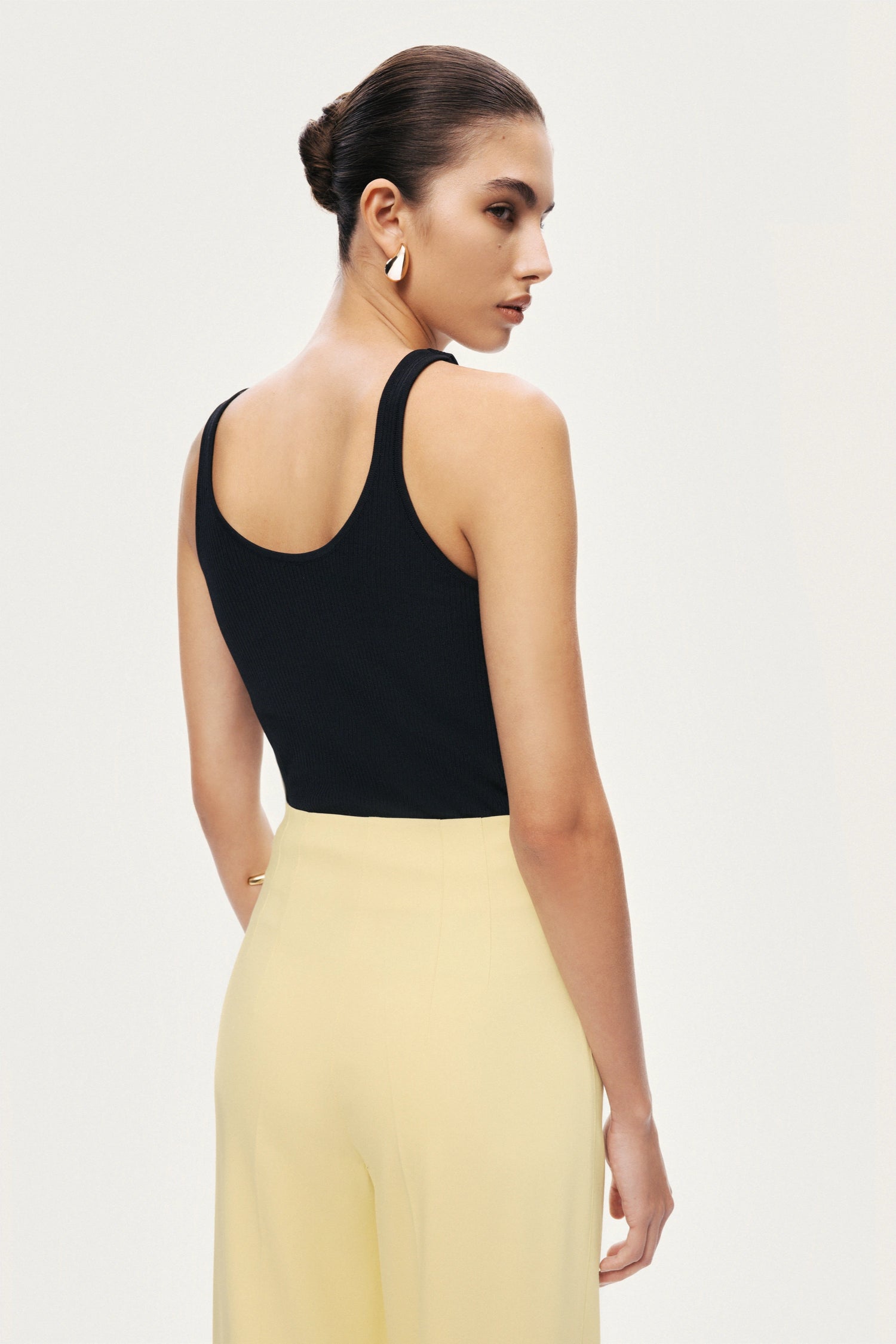 High-Waist Tailored Wide-Leg Pants