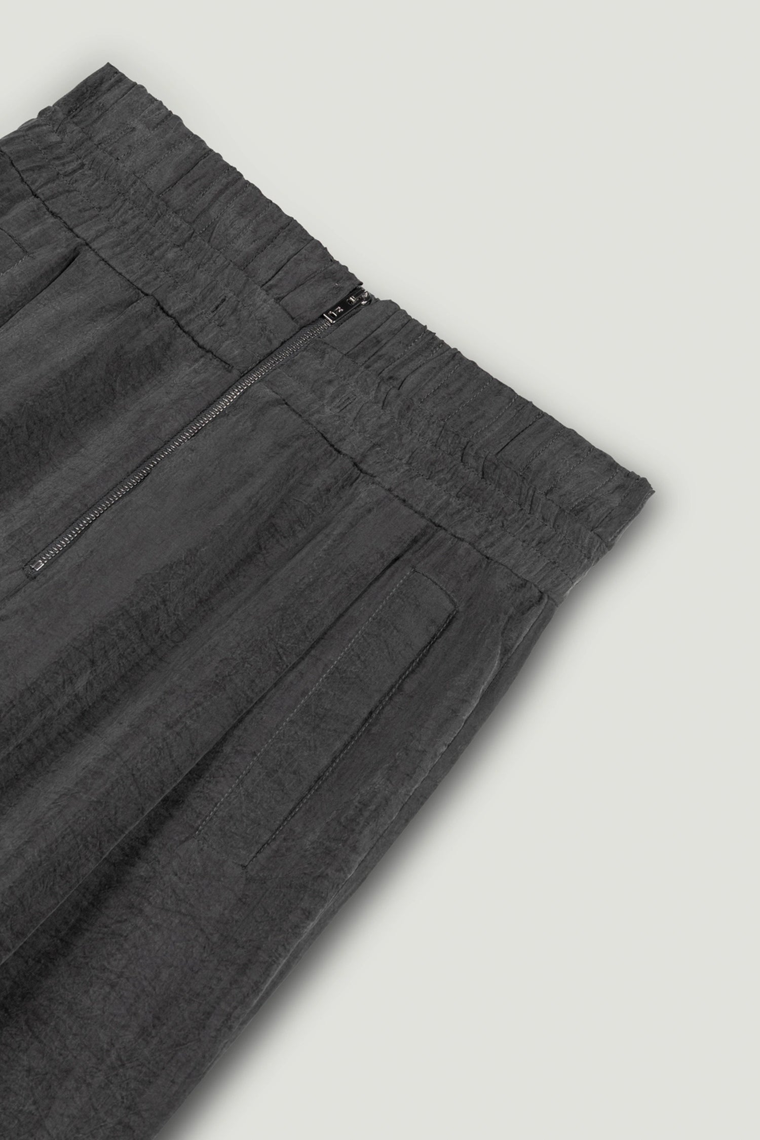 Relaxed Wide-Leg Pants