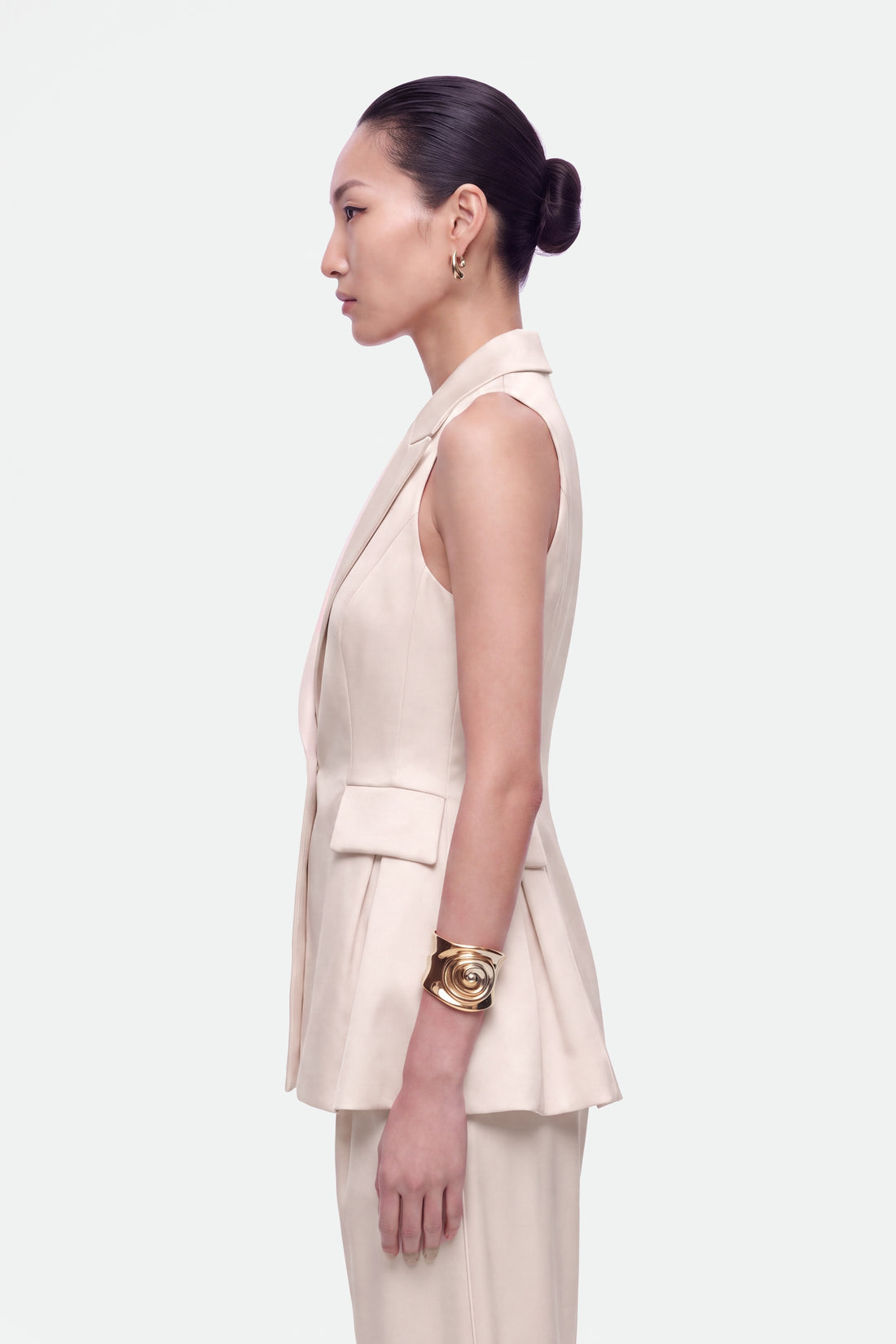 N27KN7099-0014 look 2